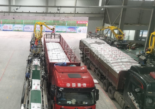 小蘇打全自動(dòng)裝車機(jī)廠家   機(jī)器人自動(dòng)裝車系統(tǒng)介紹